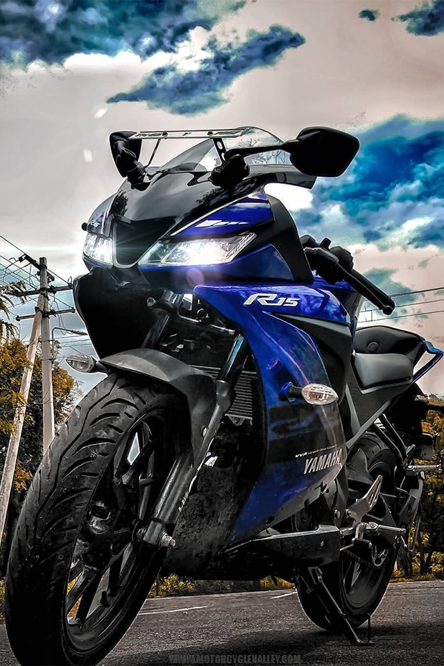 Yamaha R15 V3 Dual ABS Wallpaper | 4K | HD | Free Download