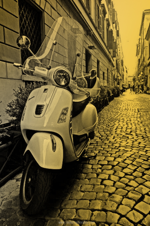 Vespa VXL 150 Wallpaper | 4K | HD | Free Download